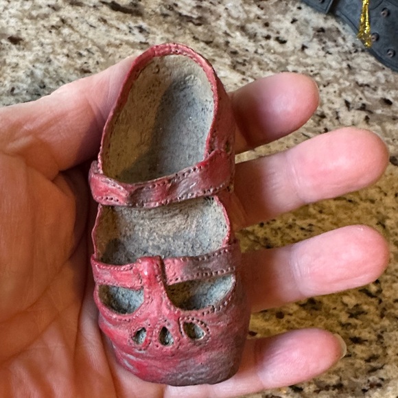 Miniature Vintage Shoe Set (6) - Picture 7 of 11